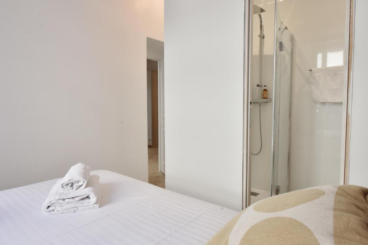 Apartment Modern 3-br In Center 5 Minutes From Palais And Beache Cannes